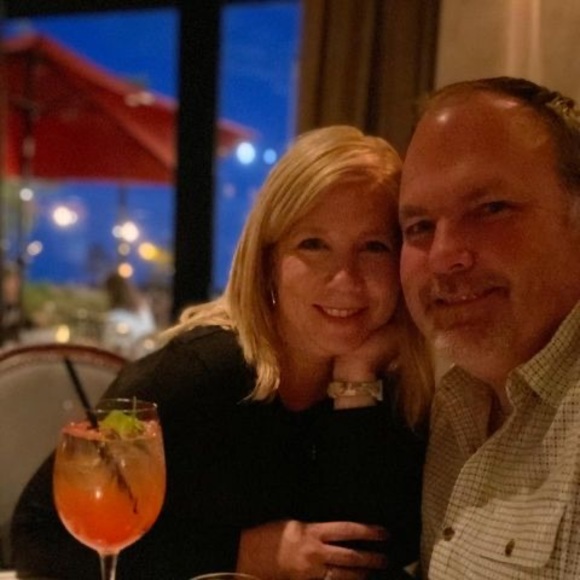 Meet your Posher, Carrie - Picture 1 of 1